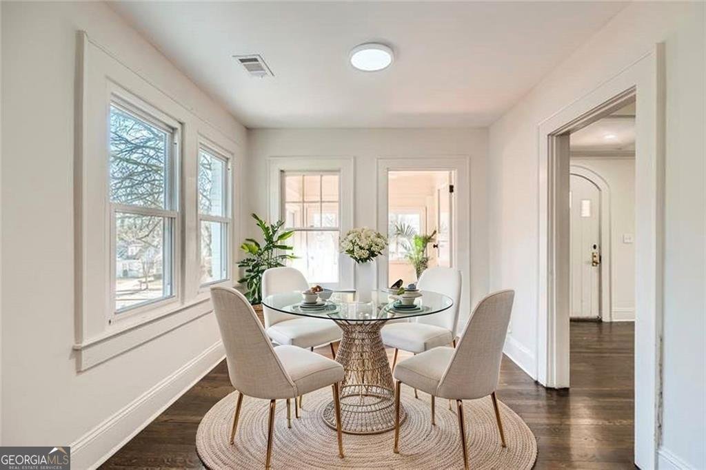 1337 M L King Jr Drive Atlanta - 8
