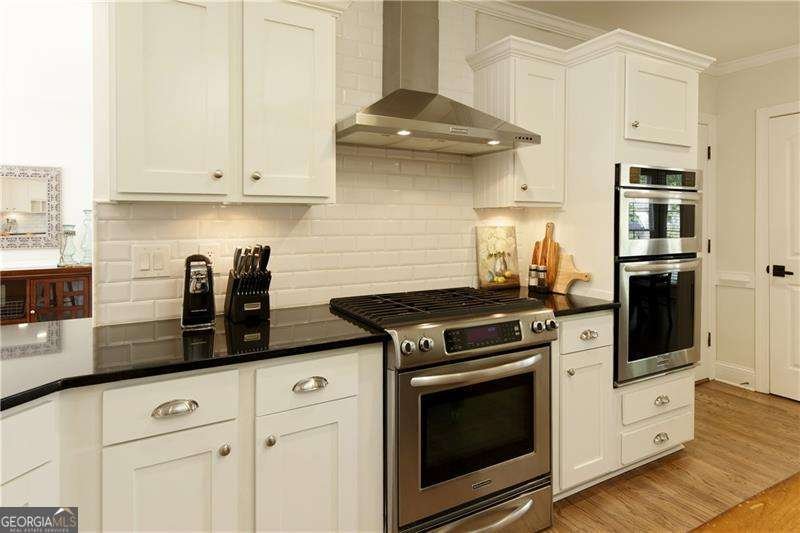 9975 Groomsbridge Road Johns Creek - 11