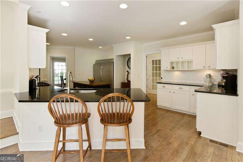9975 Groomsbridge Road Johns Creek - 16