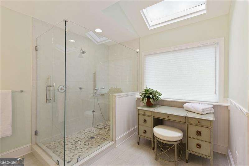 9975 Groomsbridge Road Johns Creek - 30
