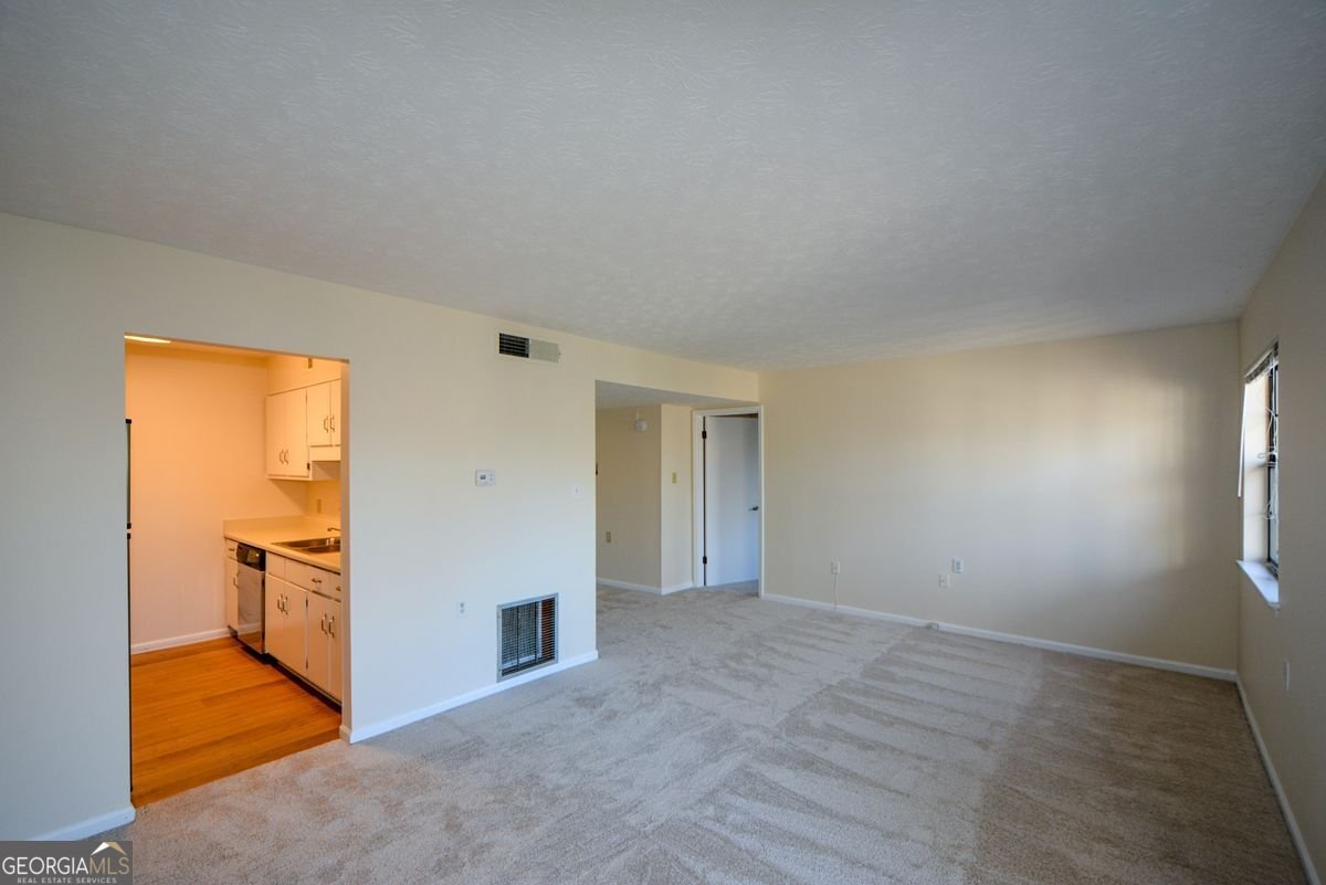 475 Mount Vernon Highway Sandy Springs - 17
