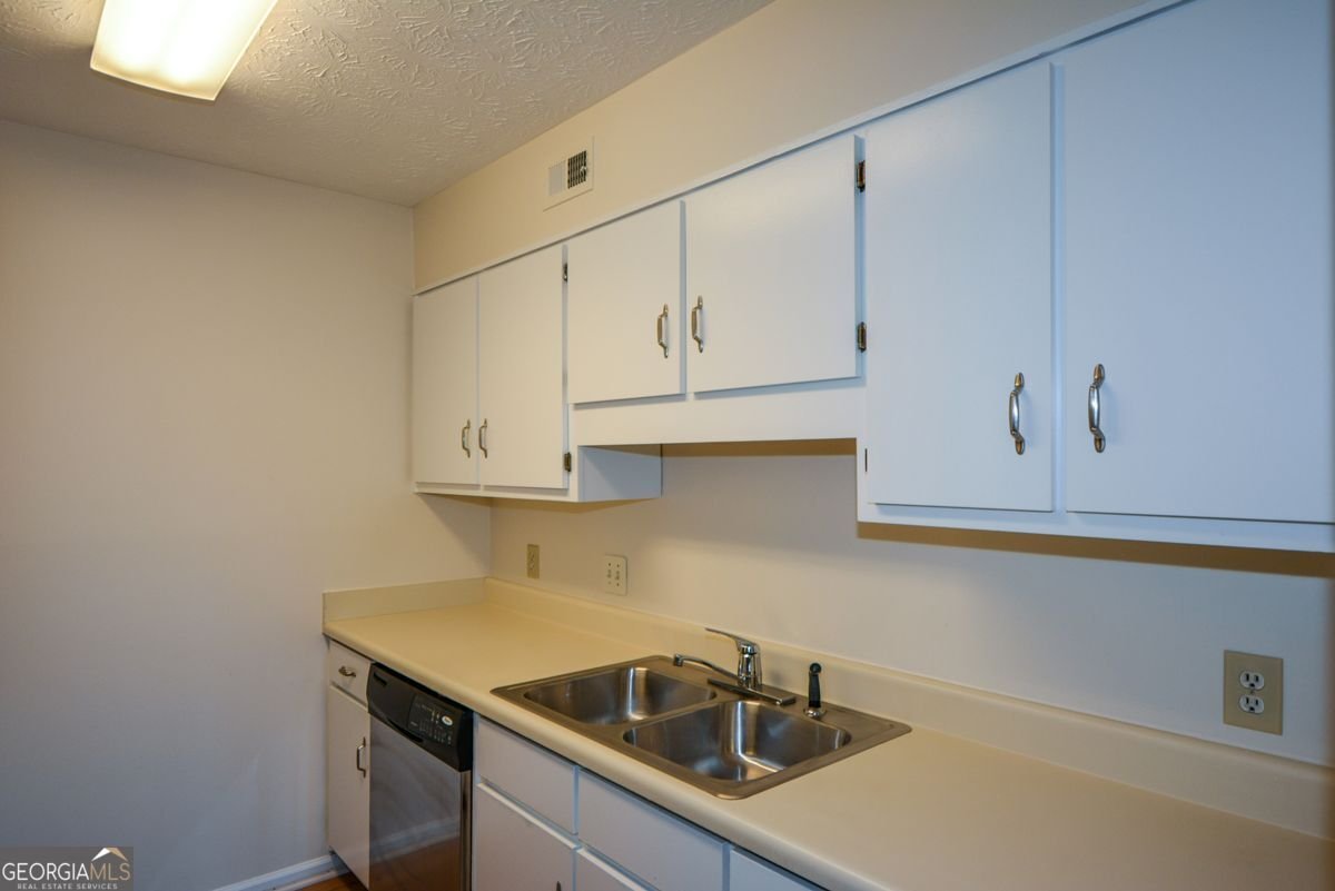 475 Mount Vernon Highway Sandy Springs - 20