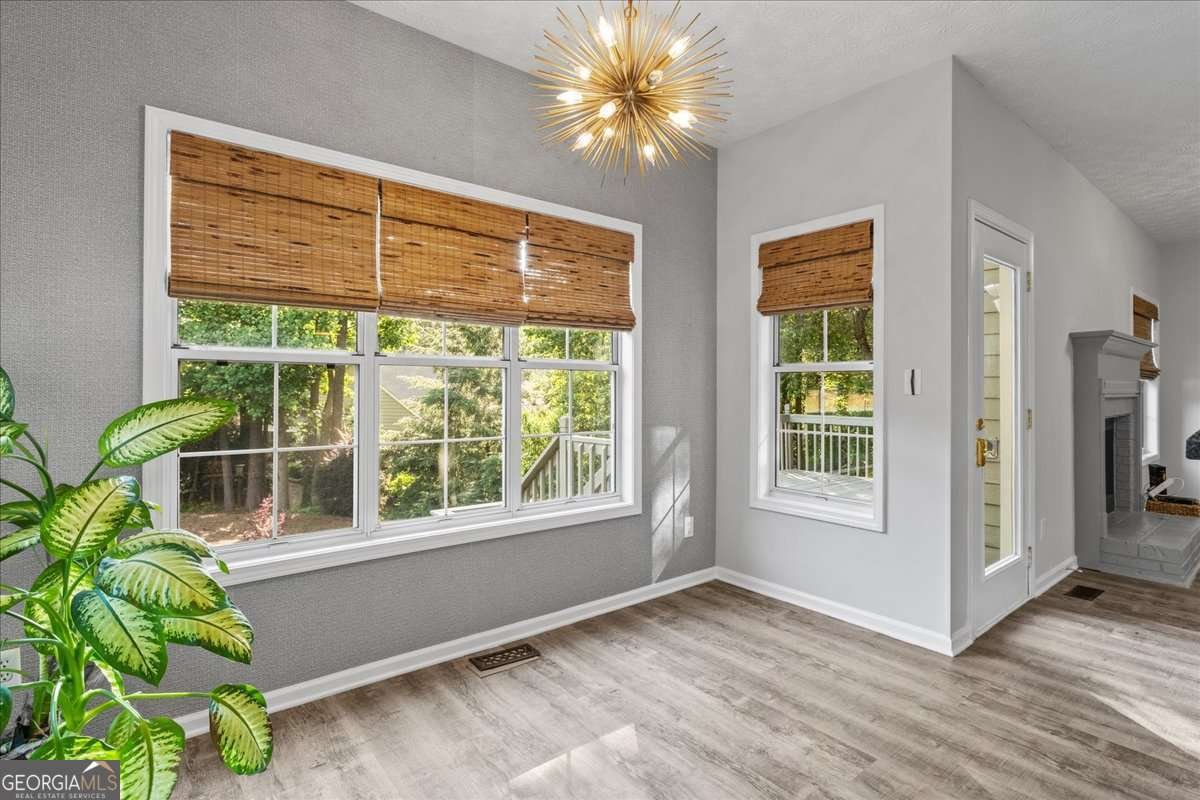 1001 Braelin Court Woodstock - 14