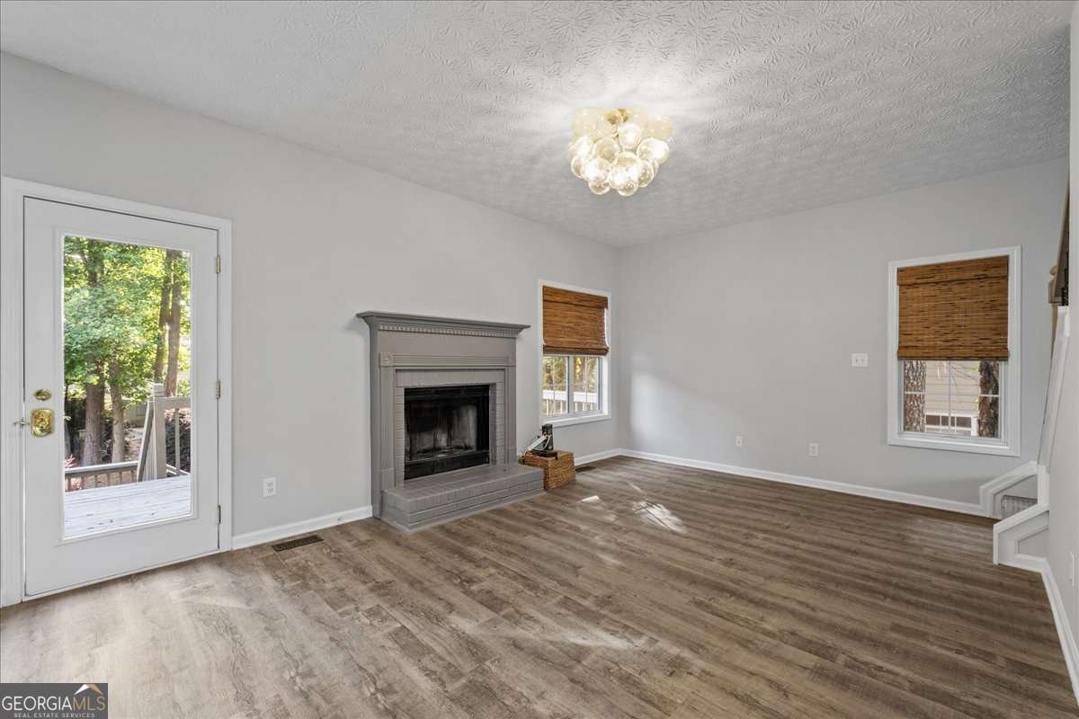 1001 Braelin Court Woodstock - 17