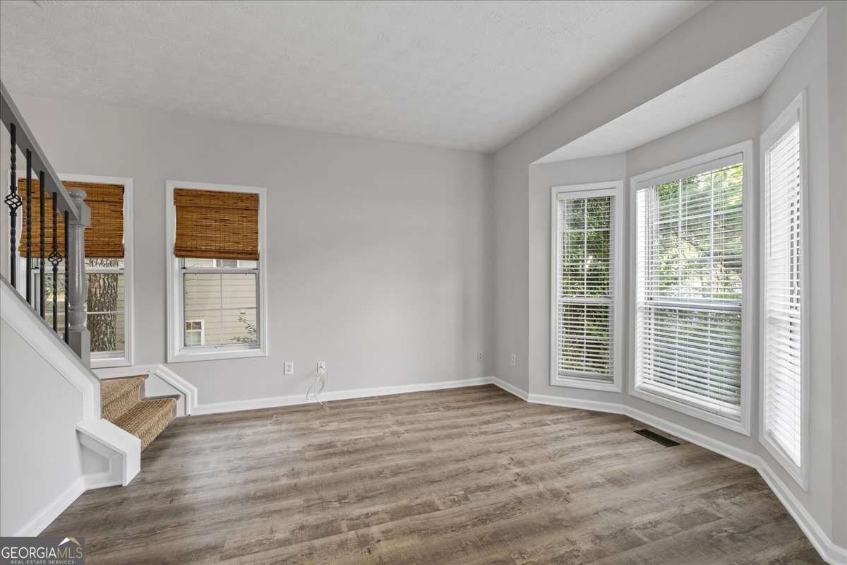 1001 Braelin Court Woodstock - 8