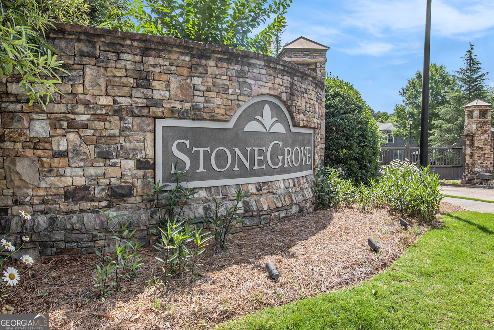 3015 Southmoor Trace Roswell - 1