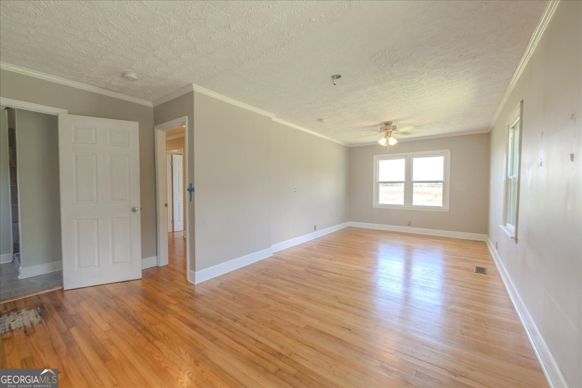 624 Perry Highway Hawkinsville - 14