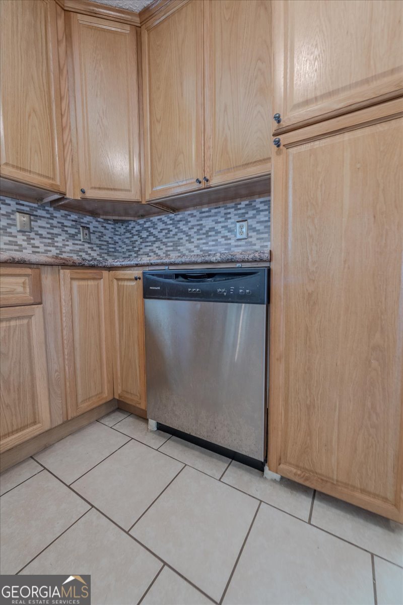 624 Perry Highway Hawkinsville - 19