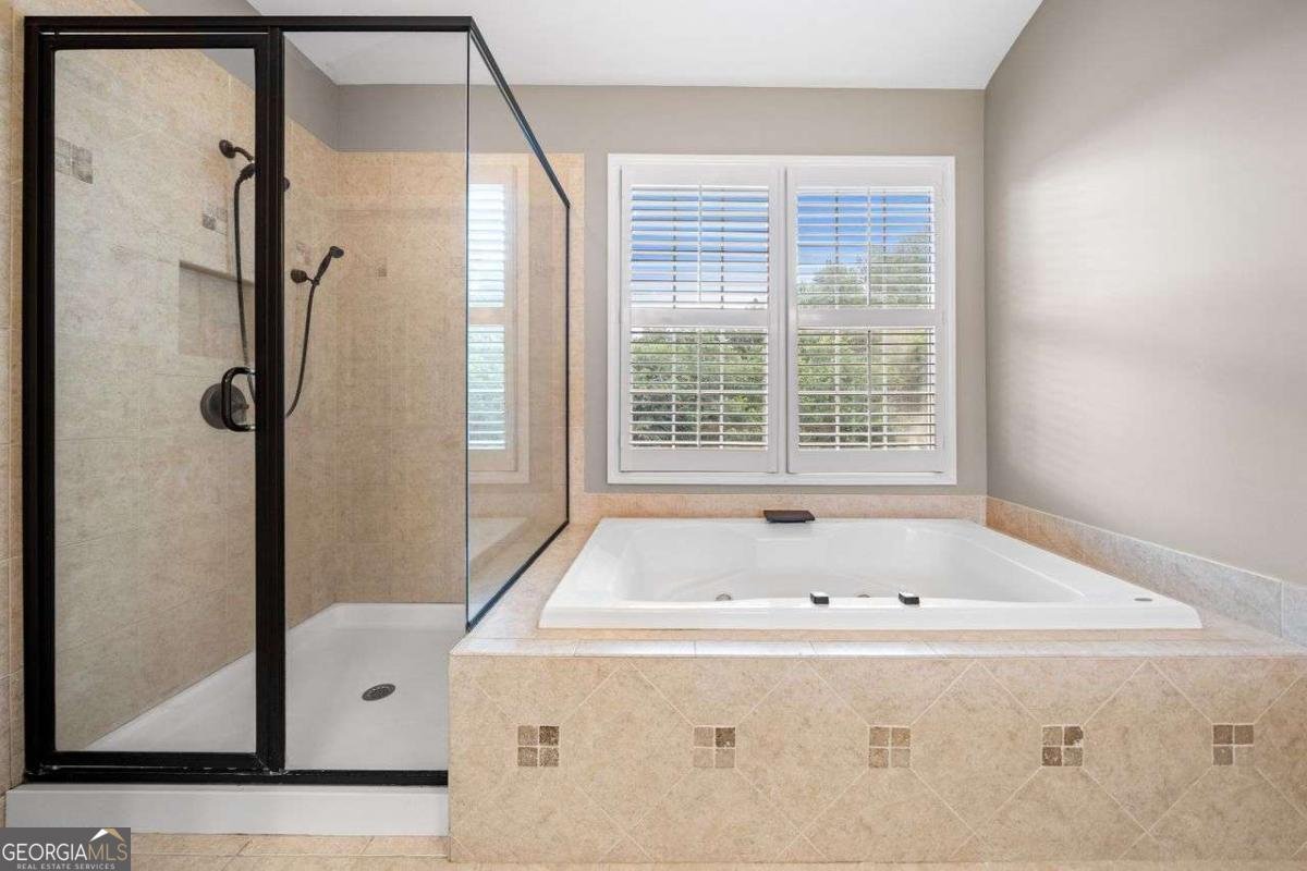 1235 RENAISSANCE Court Mableton - 23