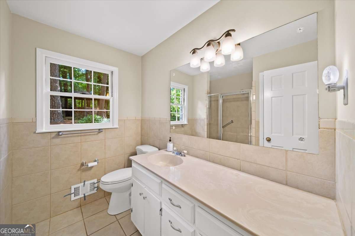 2179 MOUNTCLAIRE Court Stone Mountain - 28