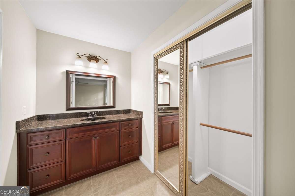 2179 MOUNTCLAIRE Court Stone Mountain - 38