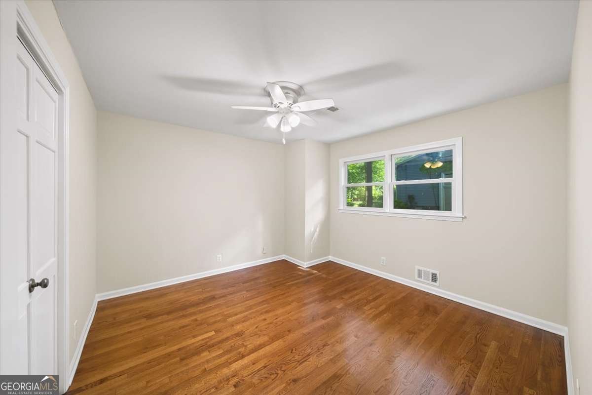 2179 MOUNTCLAIRE Court Stone Mountain - 40
