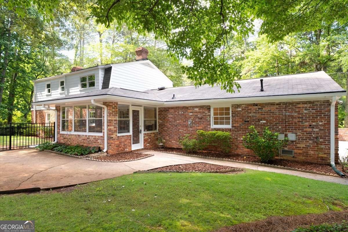 2179 MOUNTCLAIRE Court Stone Mountain - 48