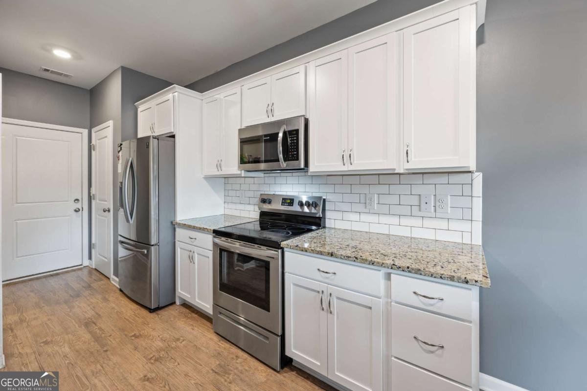 6422 Woodland Station Drive Lula - 12