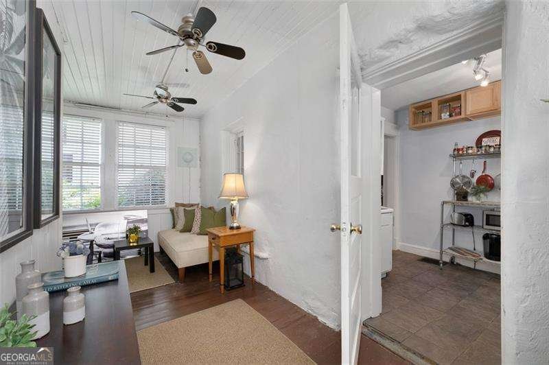 1300 North Avenue Atlanta - 35