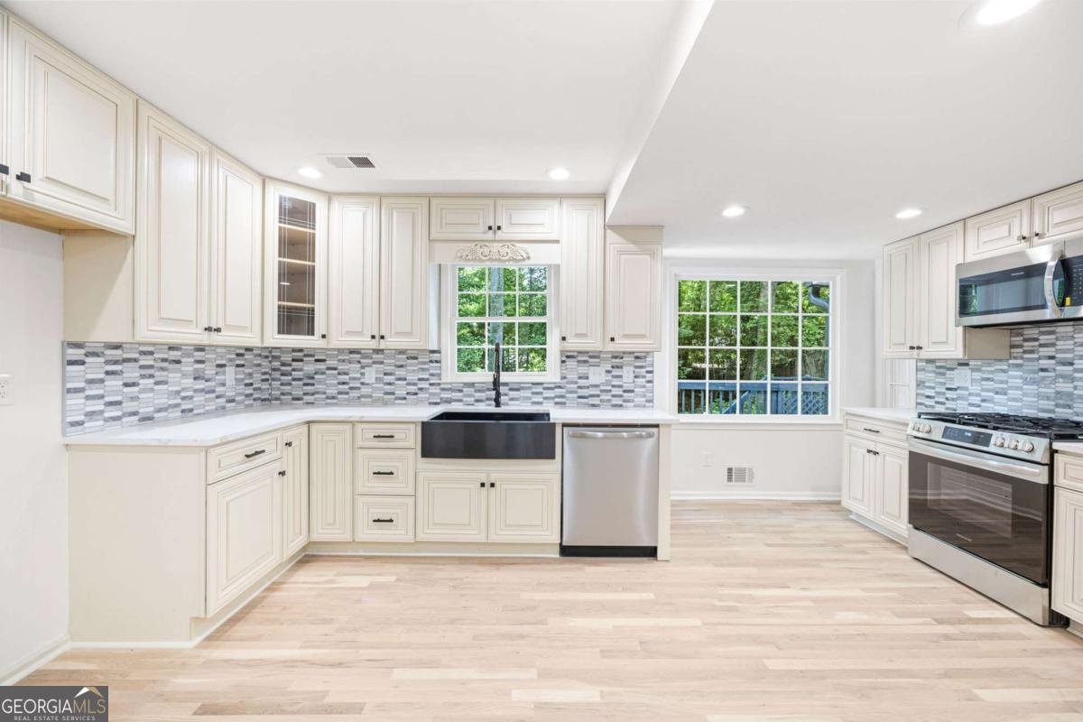 1172 Colony Drive Marietta - 13