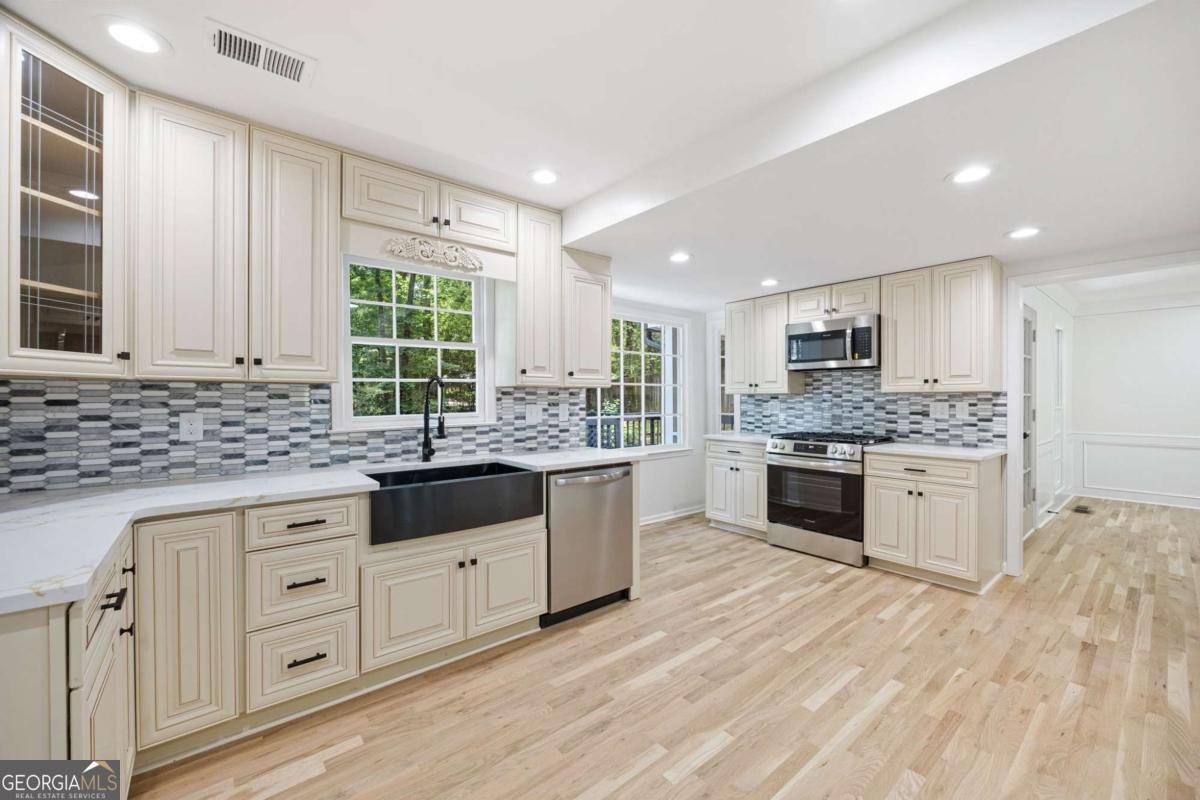 1172 Colony Drive Marietta - 16