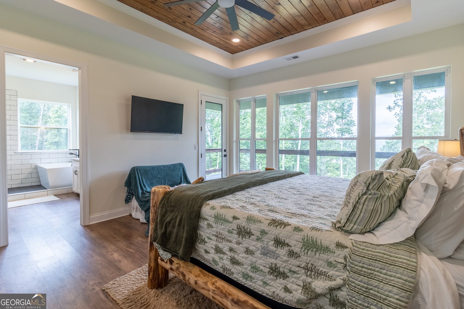 4384 Round Pond Road Lafayette - 19