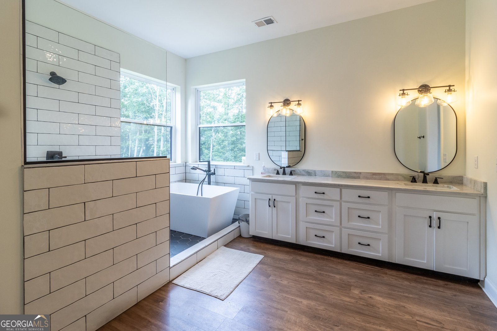 4384 Round Pond Road Lafayette - 22