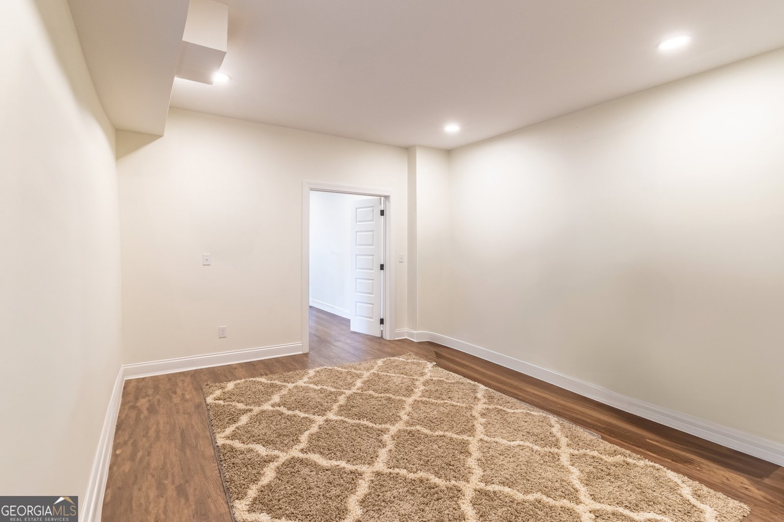 4384 Round Pond Road Lafayette - 33