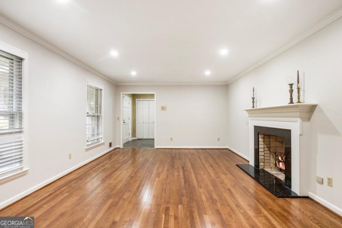 11270 Stroup Road Roswell - 11