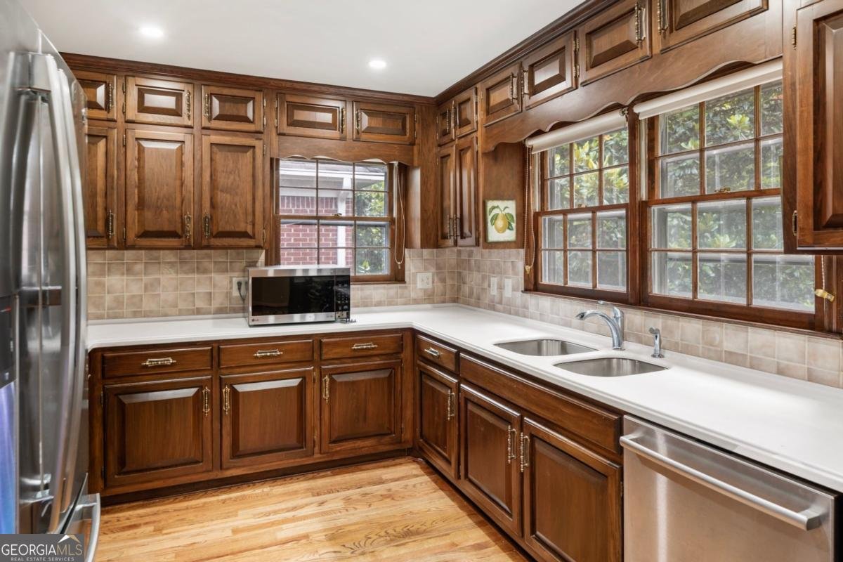 11270 Stroup Road Roswell - 20