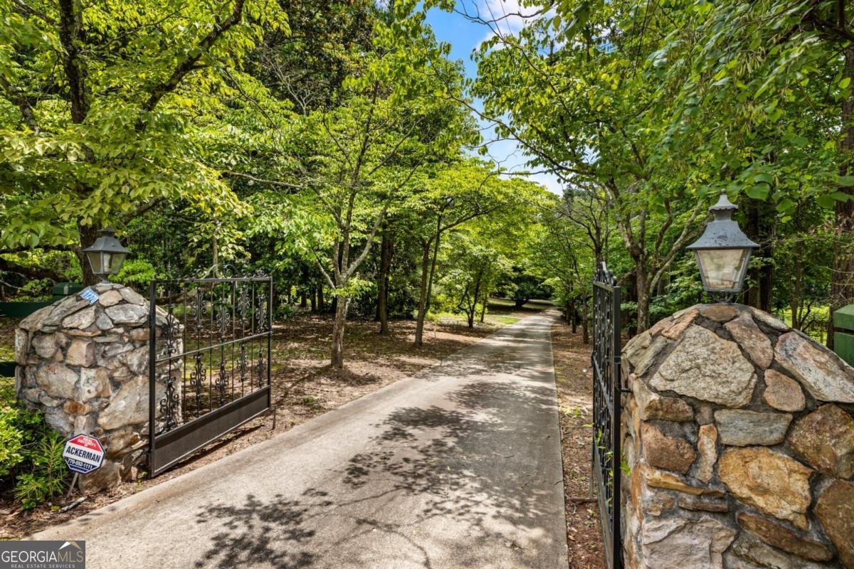 11270 Stroup Road Roswell - 4