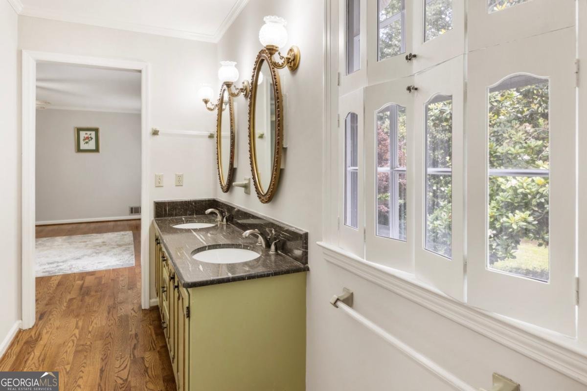 11270 Stroup Road Roswell - 43