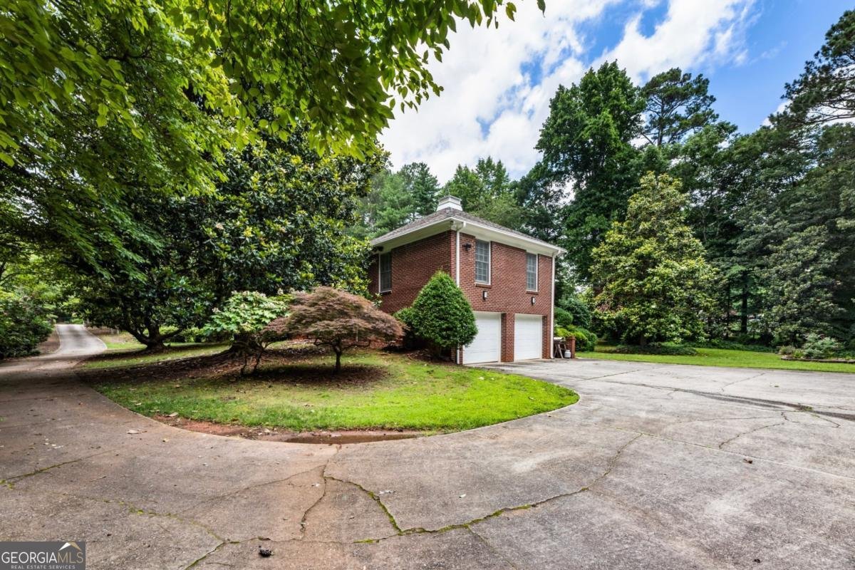 11270 Stroup Road Roswell - 59
