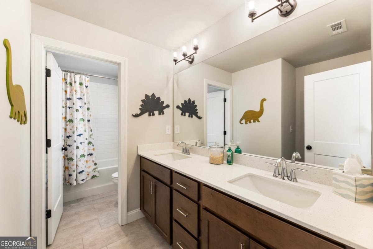 4395 Capstone Court Roswell - 60