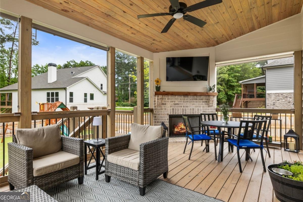 4395 Capstone Court Roswell - 8