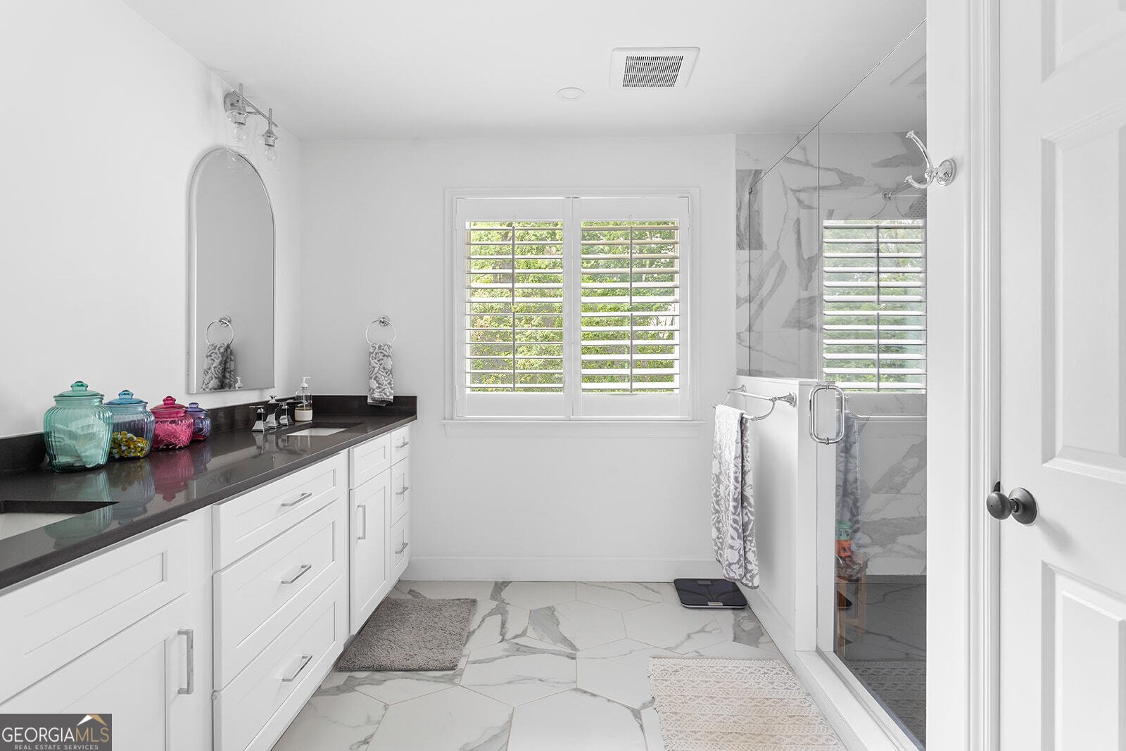 5070 Hensley Drive Atlanta - 27