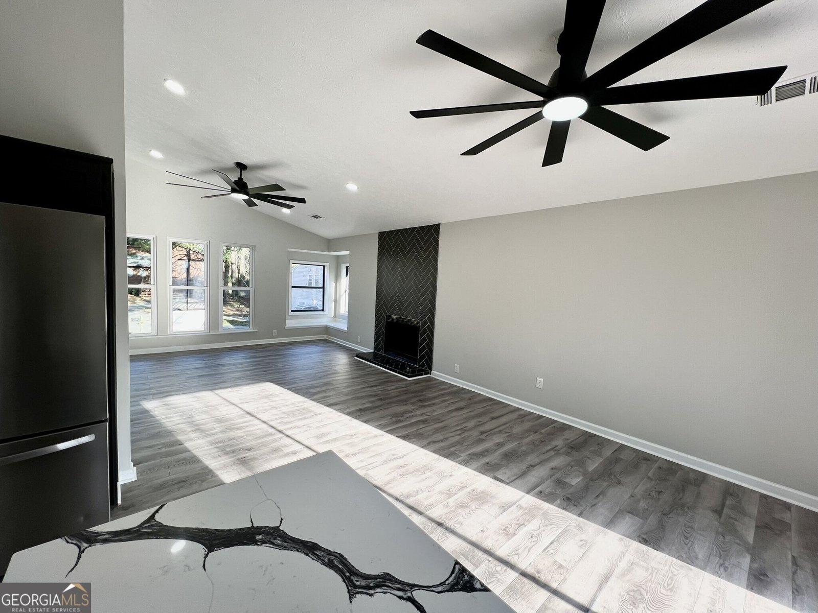 295 LAMDEN Court Lawrenceville - 10