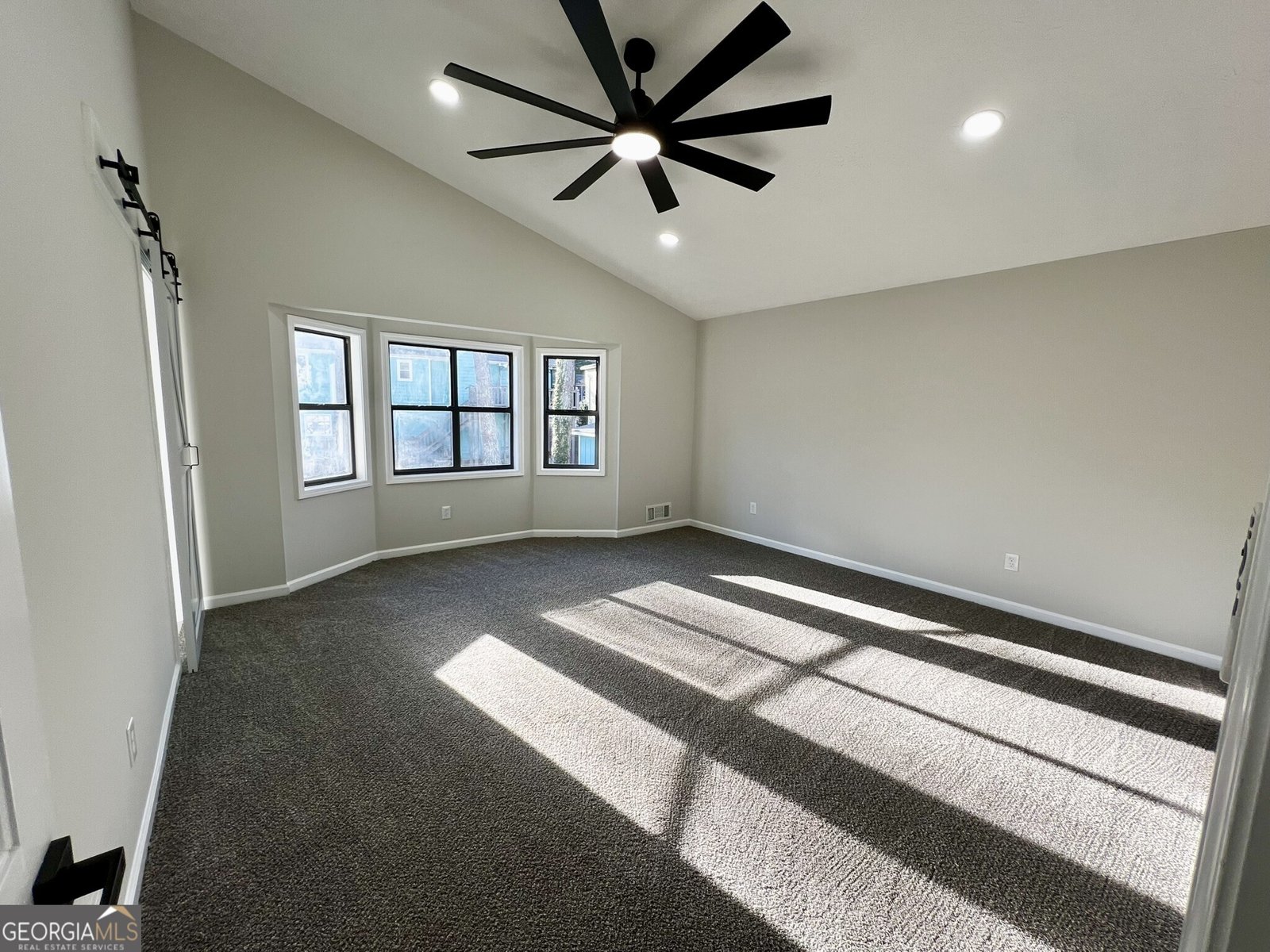 295 LAMDEN Court Lawrenceville - 14