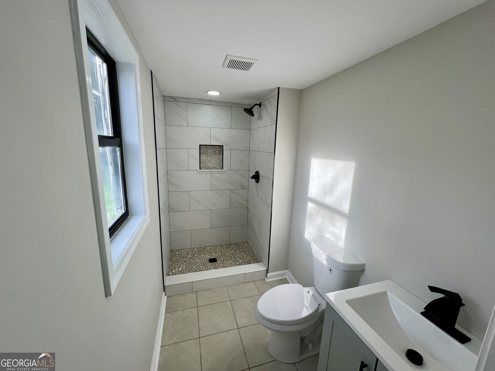 295 LAMDEN Court Lawrenceville - 27