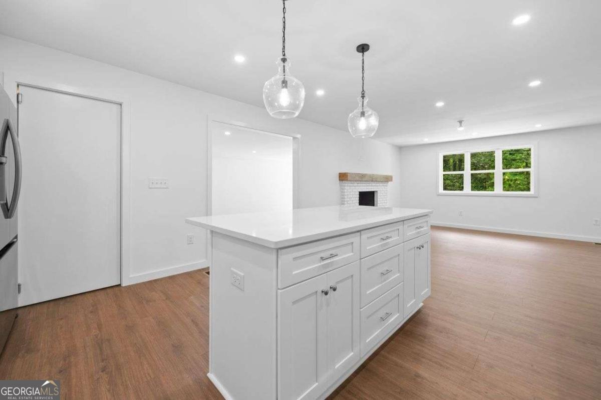 401 COTTONWOOD Drive Woodstock - 12