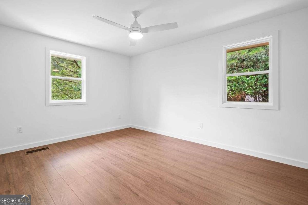 401 COTTONWOOD Drive Woodstock - 21