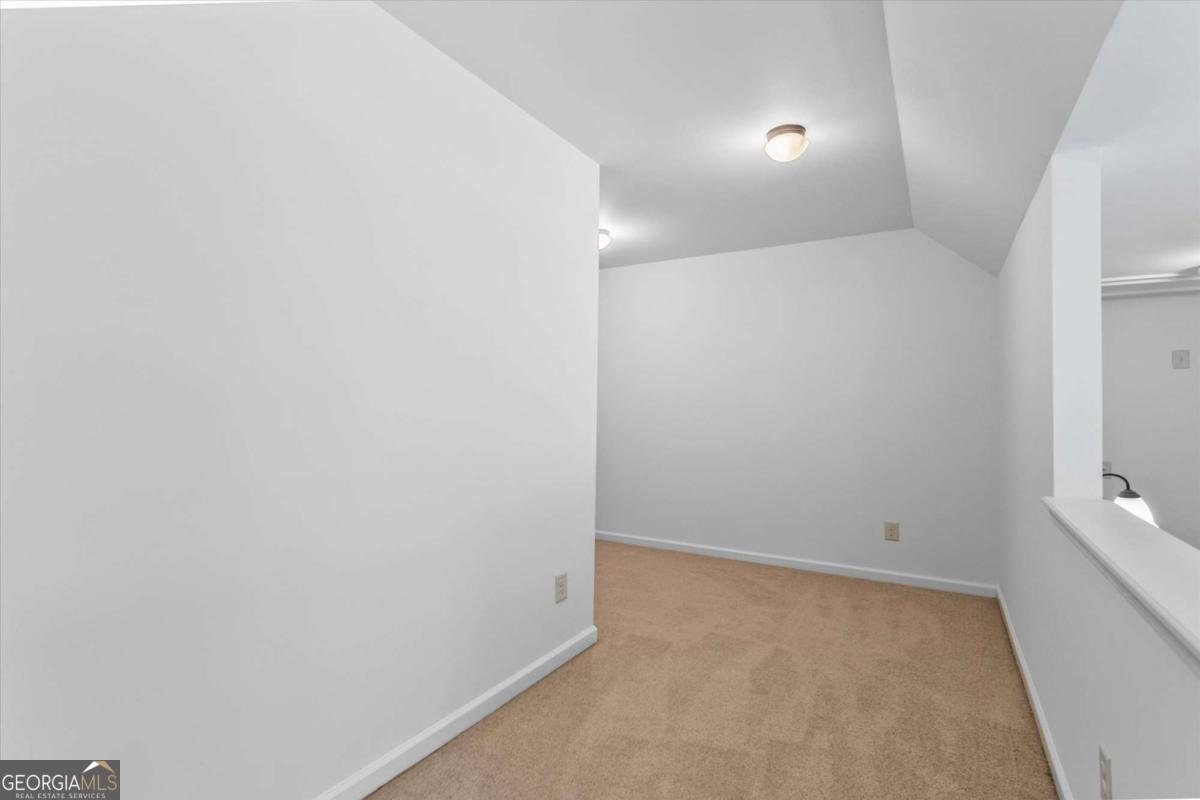 6175 Beaver Crossing Drive Cumming - 17