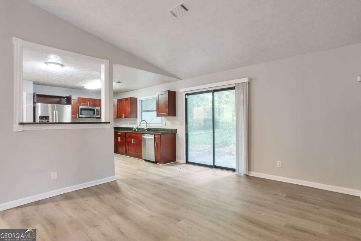 5577 Whittondale Road Lithonia - 6