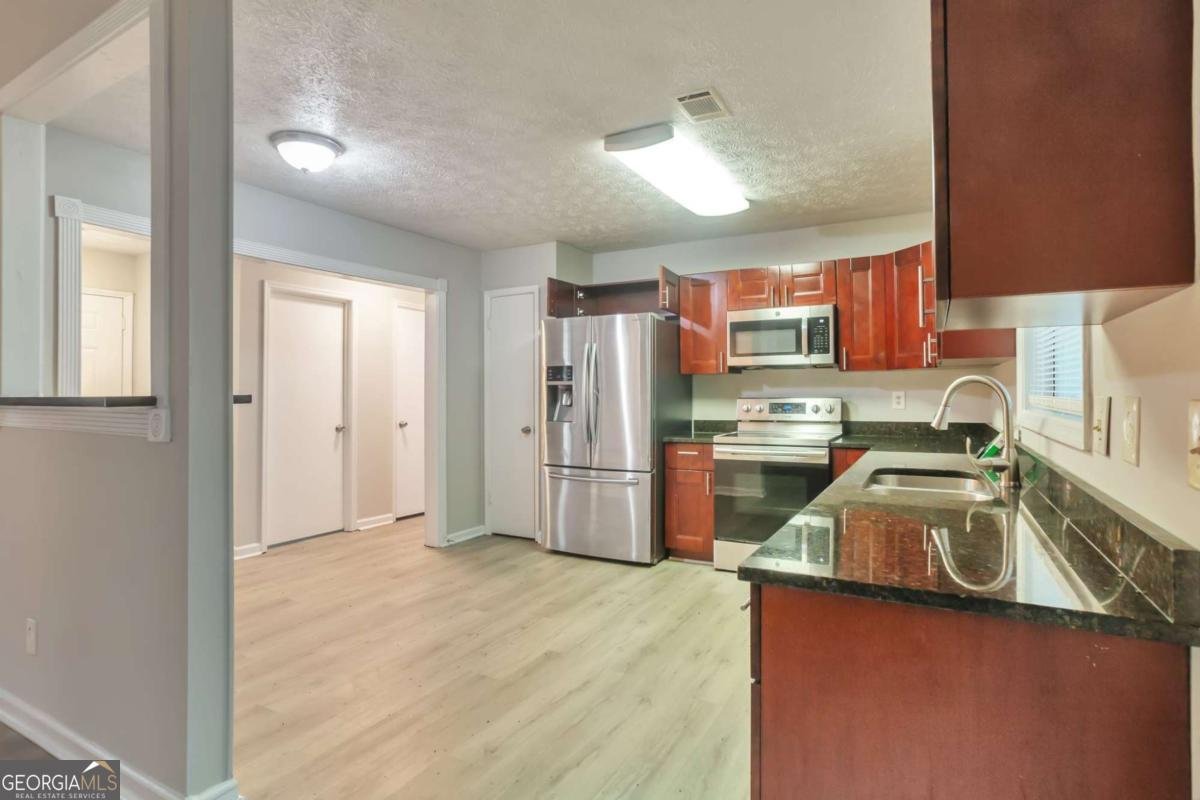 5577 Whittondale Road Lithonia - 7