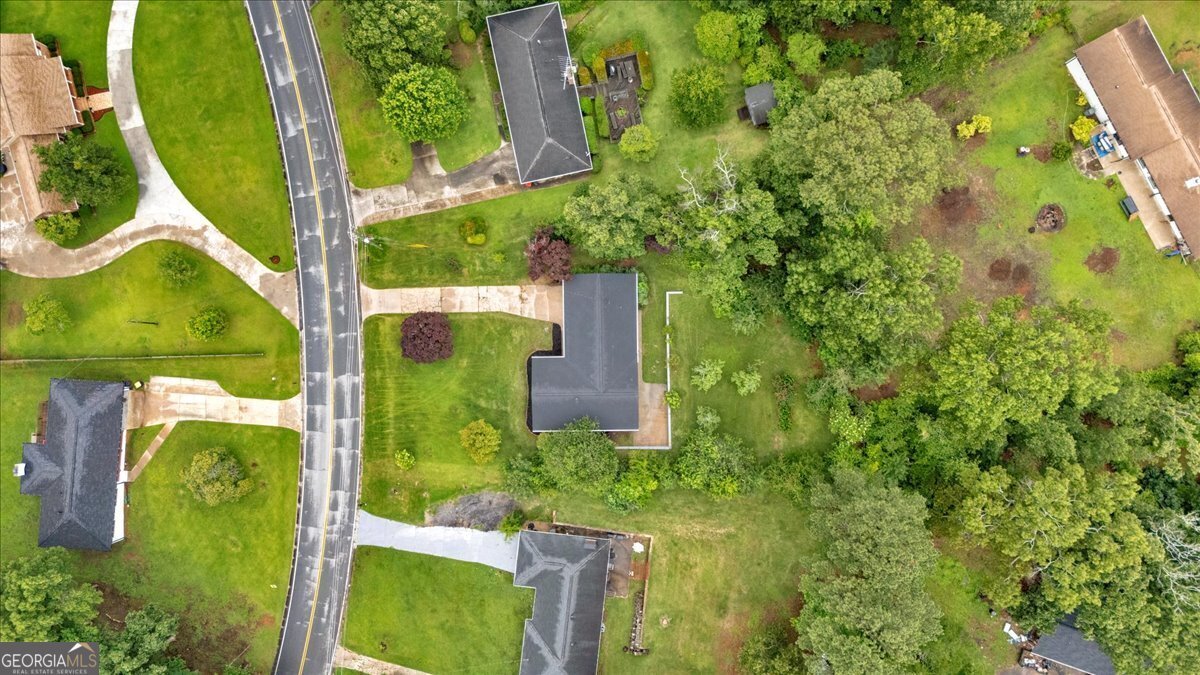 4477 Timber Ridge Drive Douglasville - 33