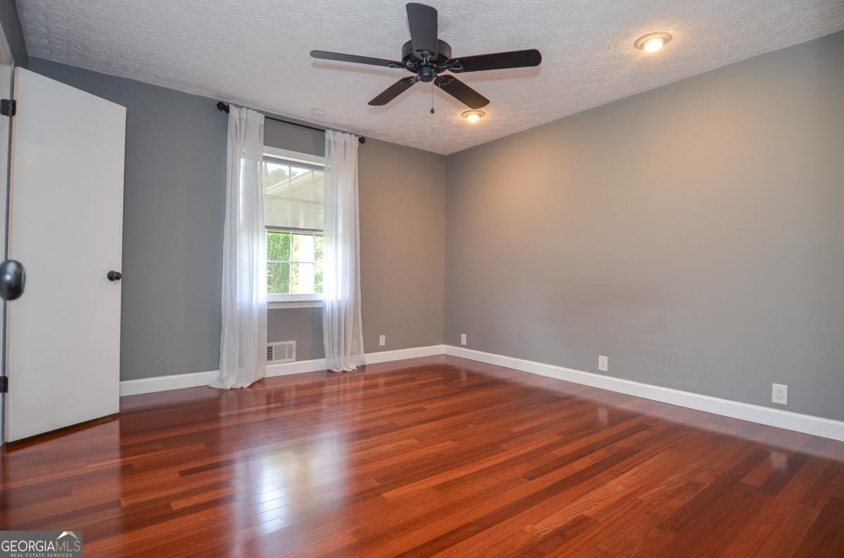 2997 Happy Hollow Drive Conyers - 43