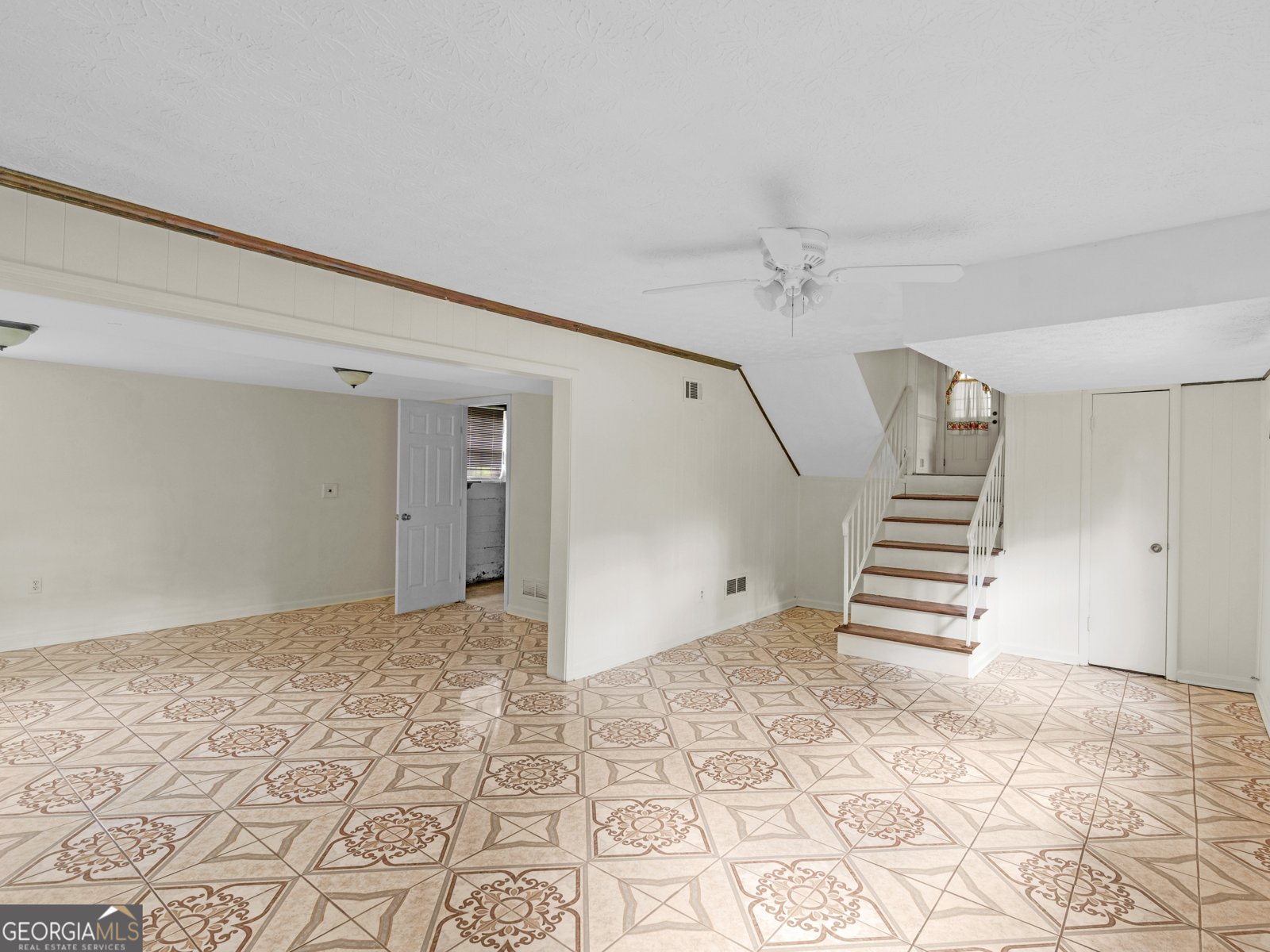 8310 Meridian Drive Riverdale - 12