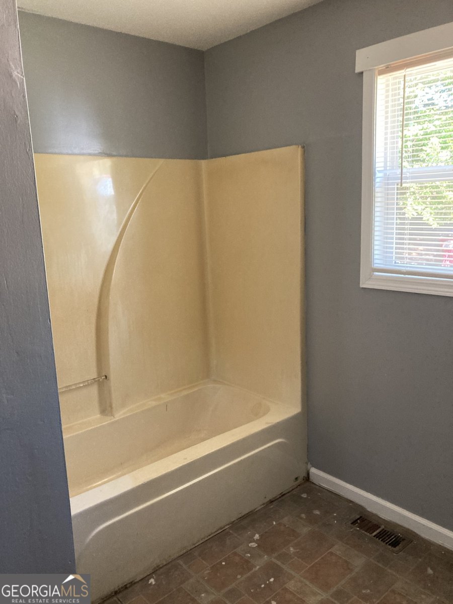 2960 Churchill Street Macon - 10