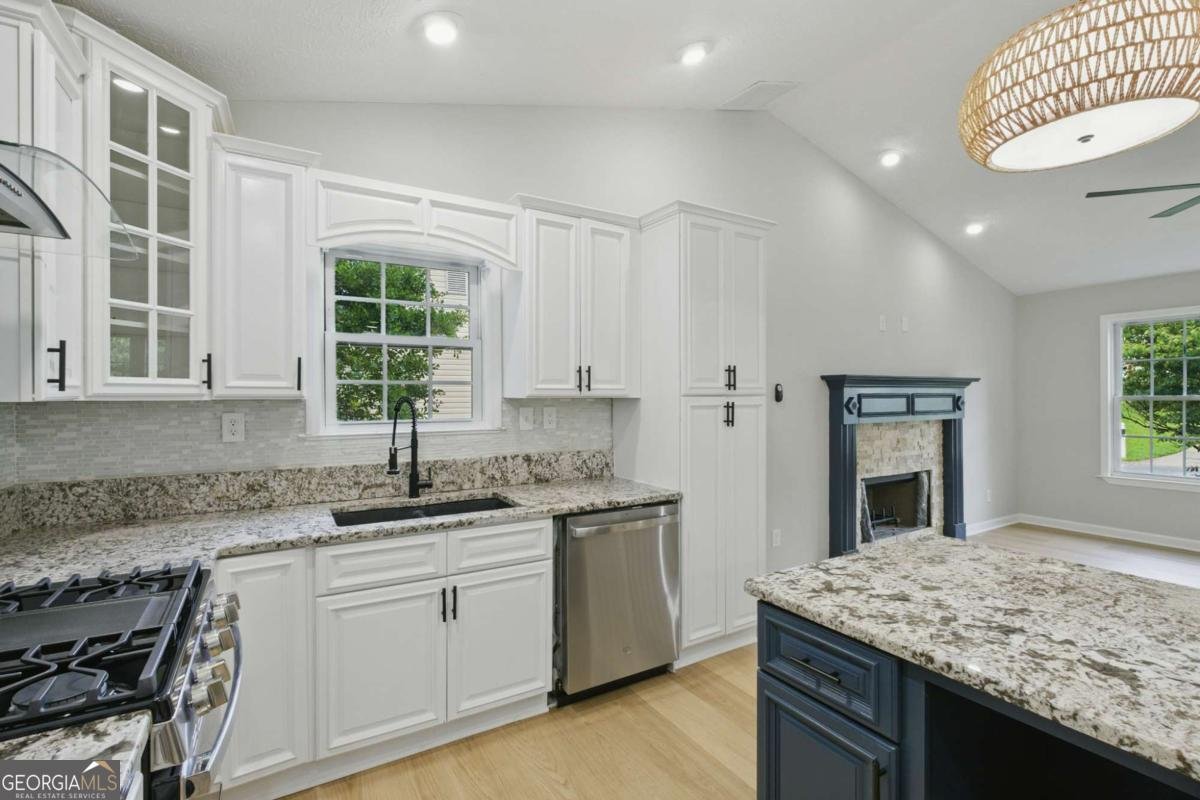 11020 Knotty Pine Place Hampton - 11