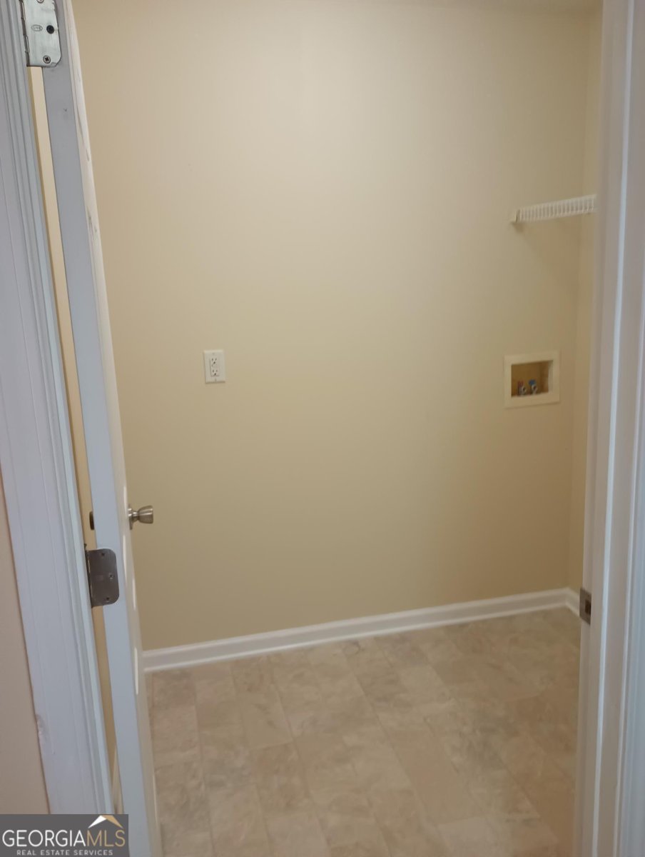 6398 Shadow Square Lithonia - 10