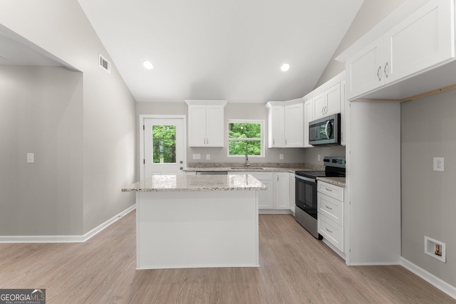 372 Aurum Hill Road Cleveland - 10