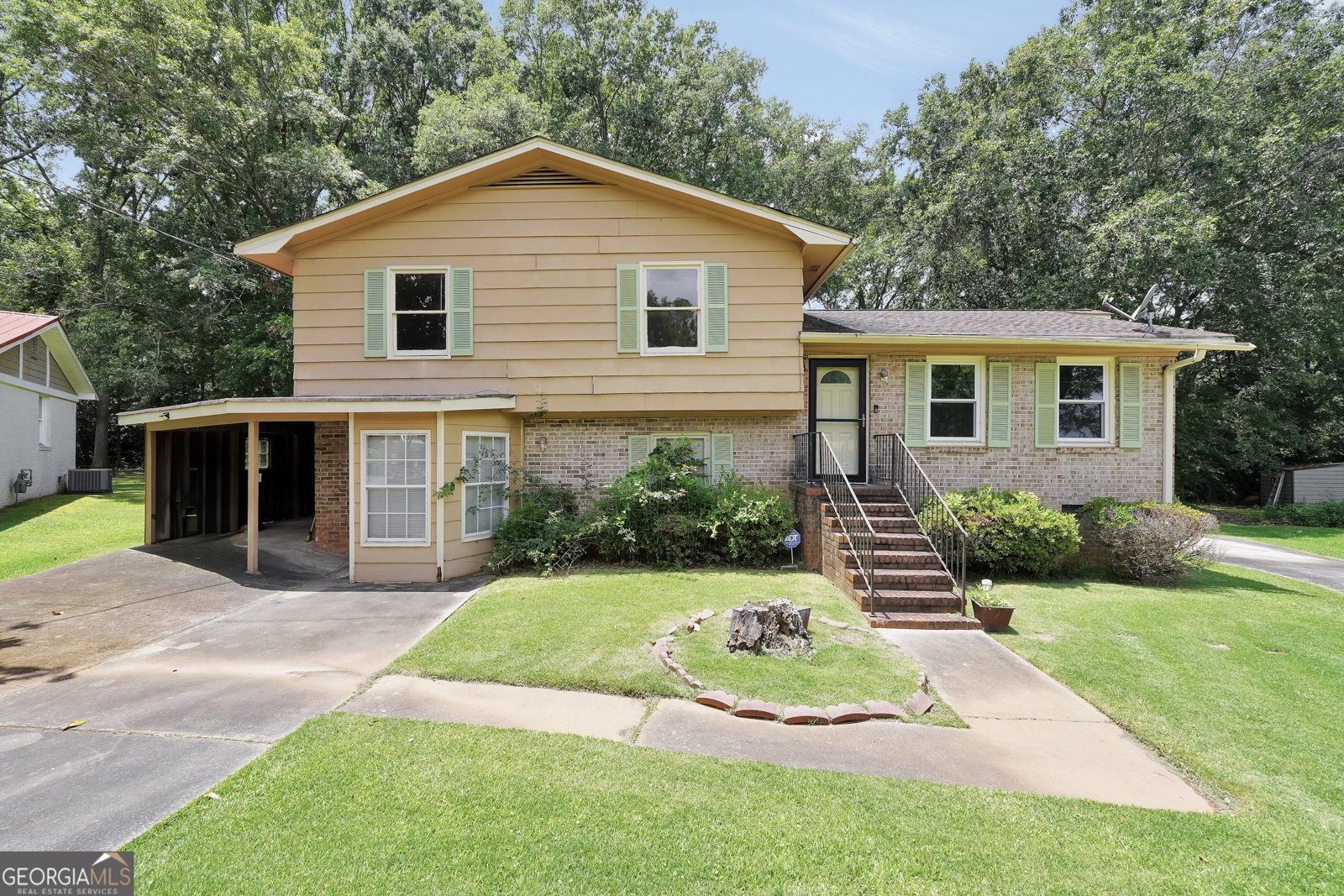 407 Westchester Drive Barnesville - 1