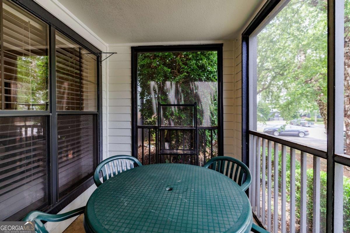211 North Avenue Athens - 22