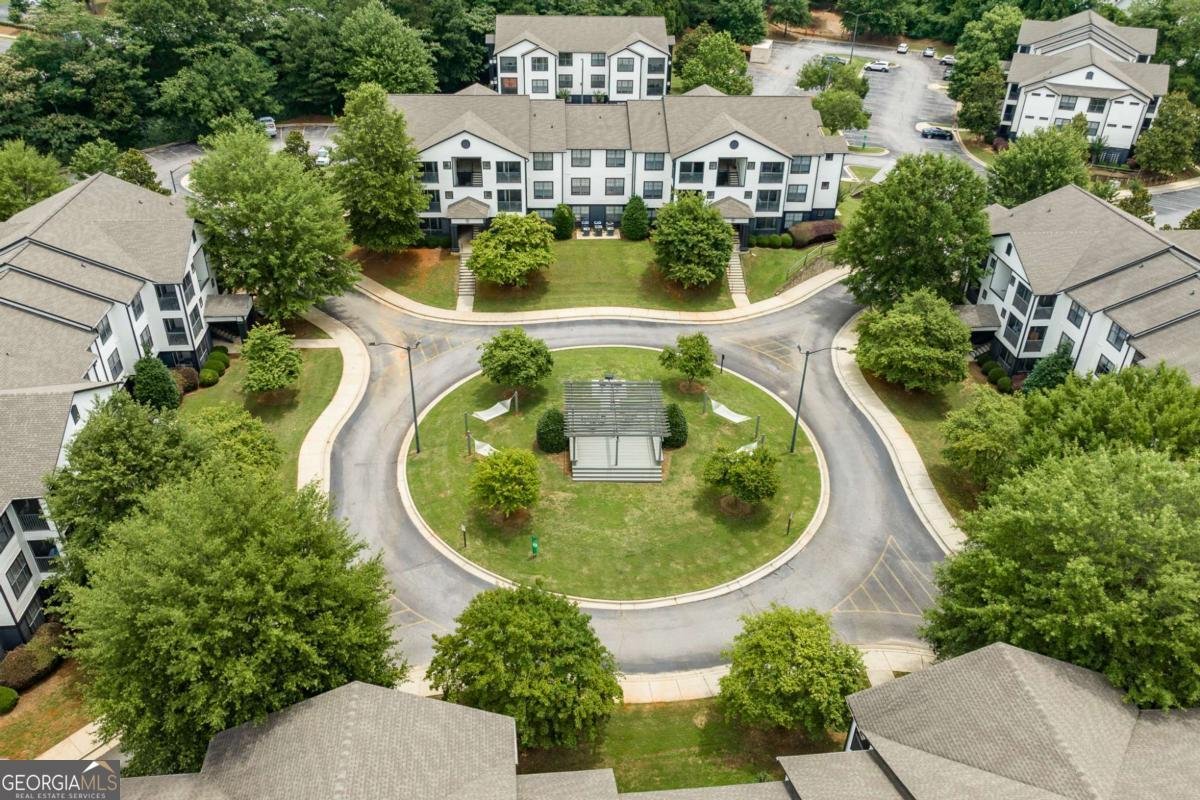 211 North Avenue Athens - 26